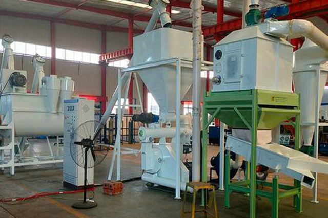 飼料加工設備是養(yǎng)殖業(yè)邁向現(xiàn)代化的關鍵因素之一